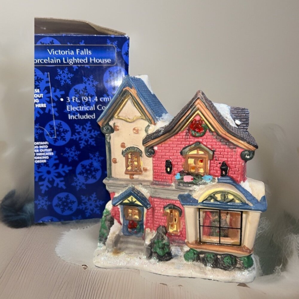 Victoria Falls Collector Series #4 Porcelain Lighted 2 Story Cottage House W/Box
